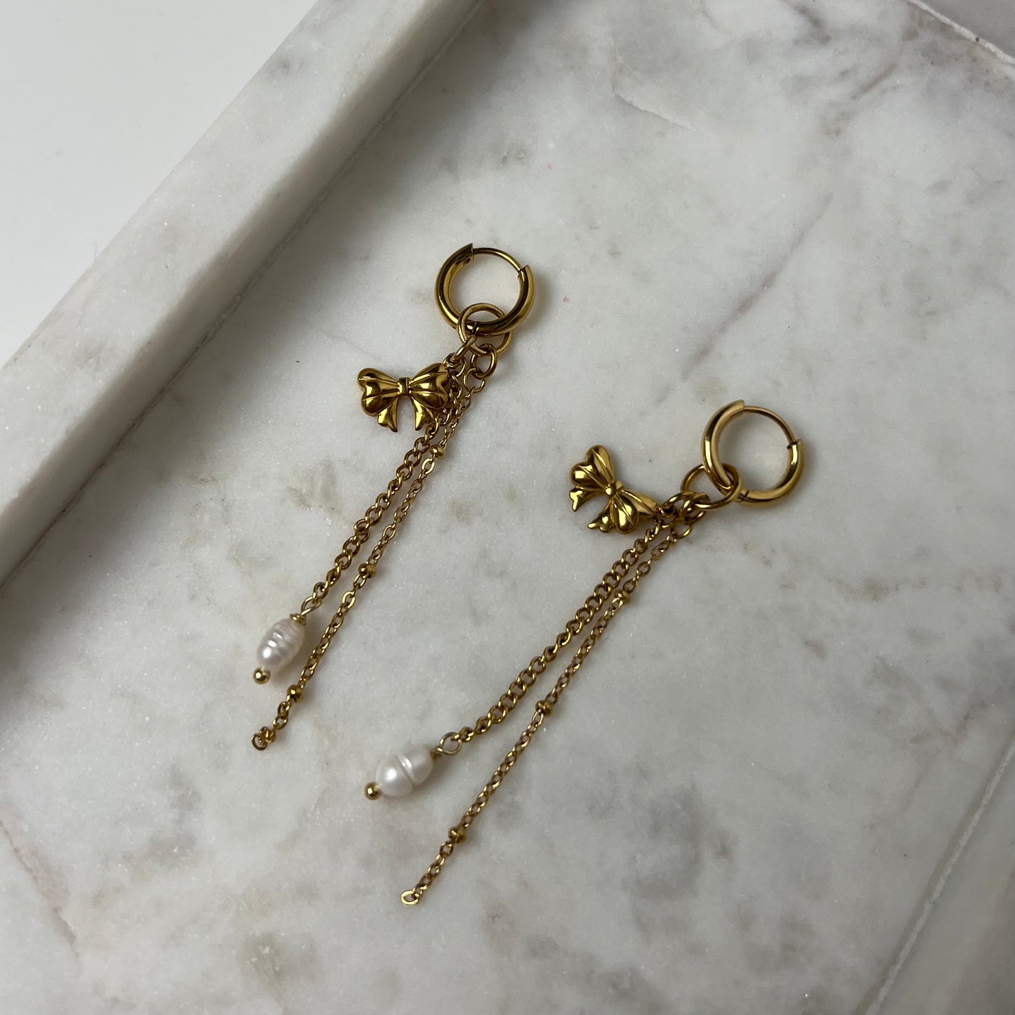 Romance bow Oorbellen o033