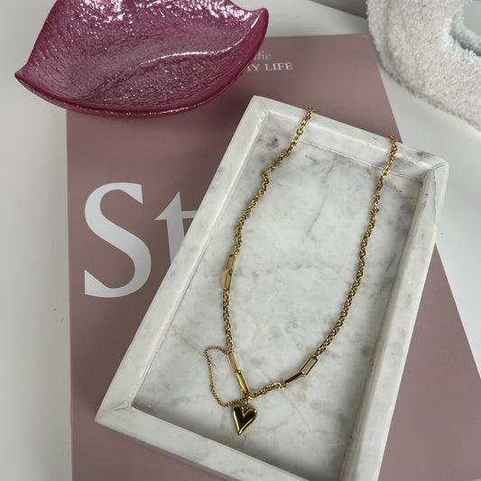 Liv Necklace K035