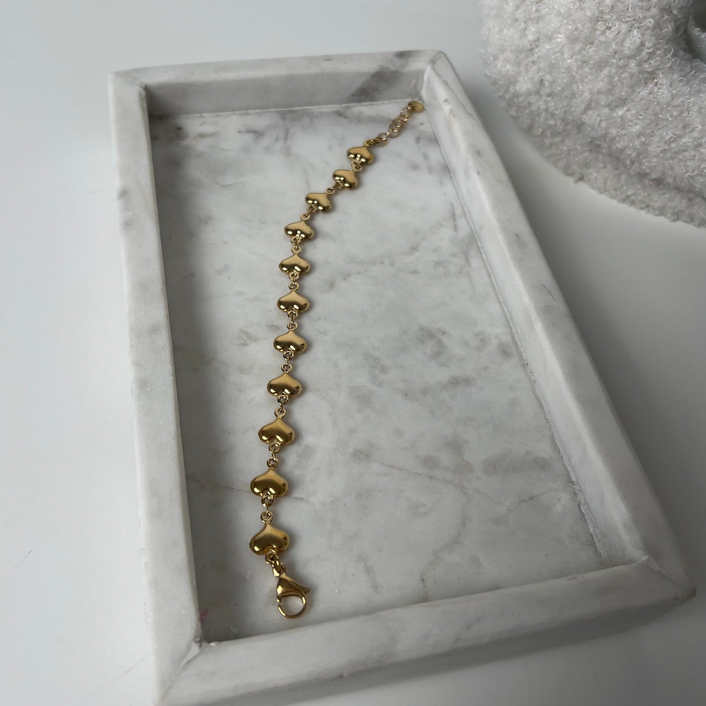 Golden Hearts Armband A004