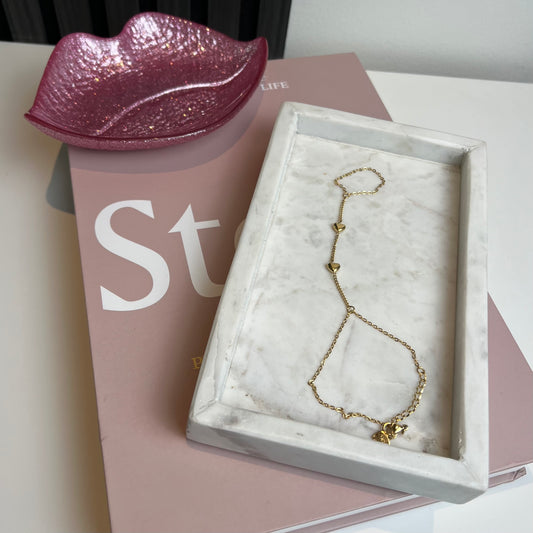 Hand chain hearts A019