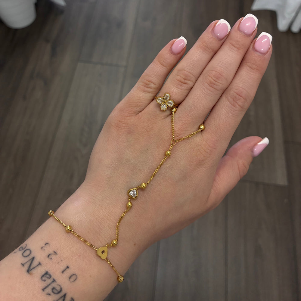 Diamond Heart handchain A032