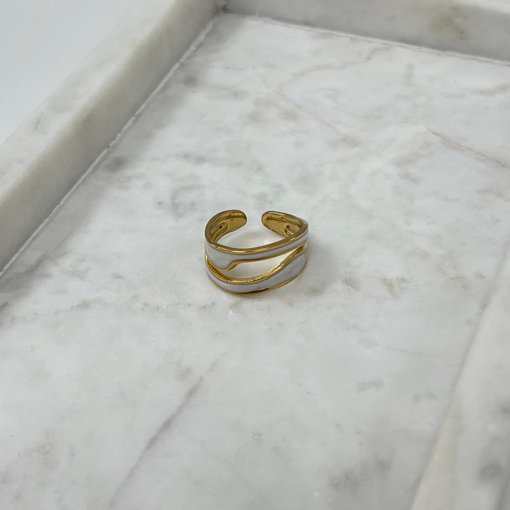 Aveline white wavy Ring S003