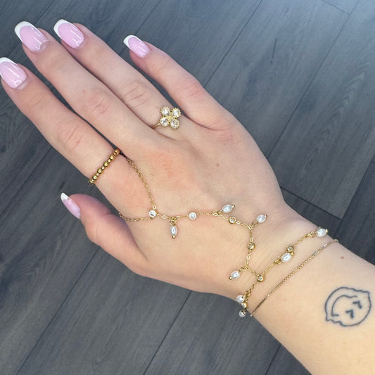 Pearl Glow Handchain S092