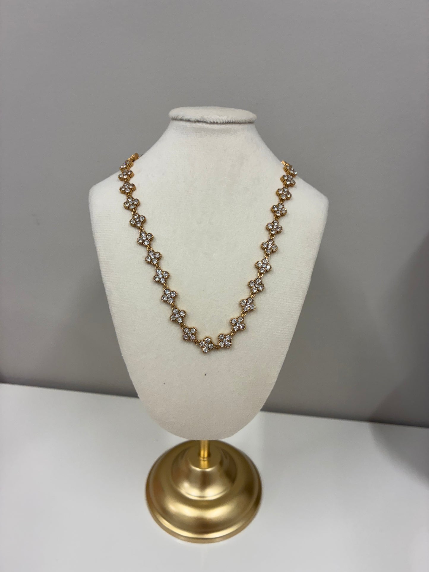 Lucky Spark Choker Crystal S055