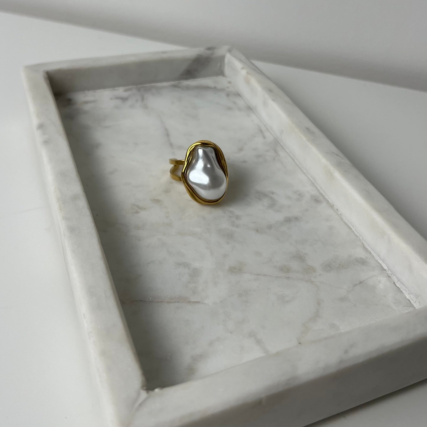 Aurelia Pearl Ring R022