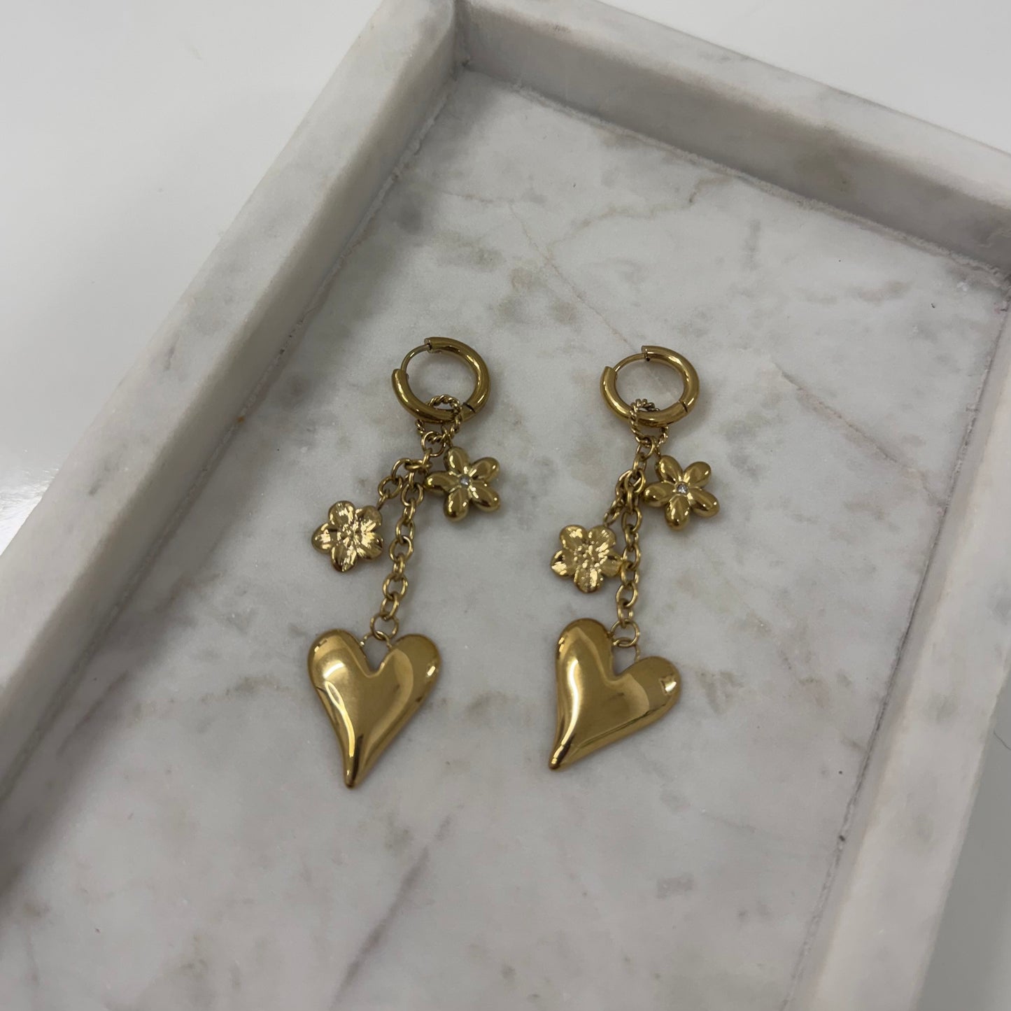 Heart charm Oorbellen o014