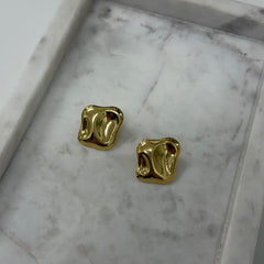 Soléne gold Studs o004