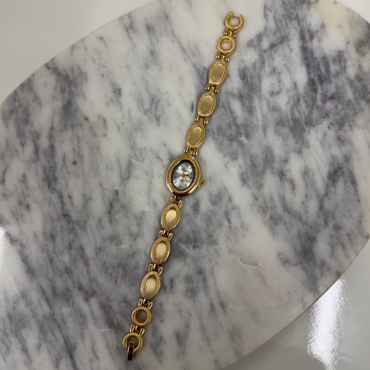 Beige pearl Watch