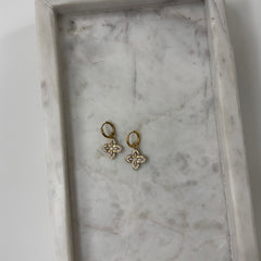 Diamond clover Oorbellen O008