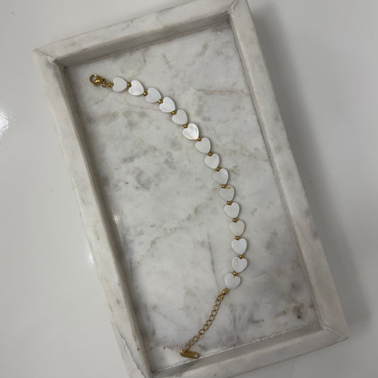 White heart Armband A018