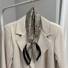 Taupe Paisley sjaaltje
