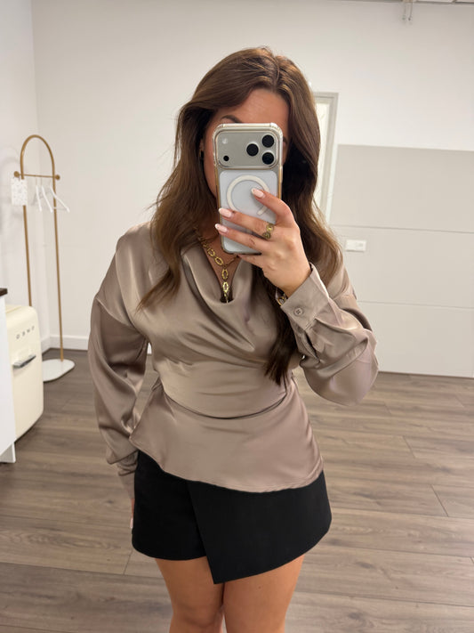 Perfect satin top taupe