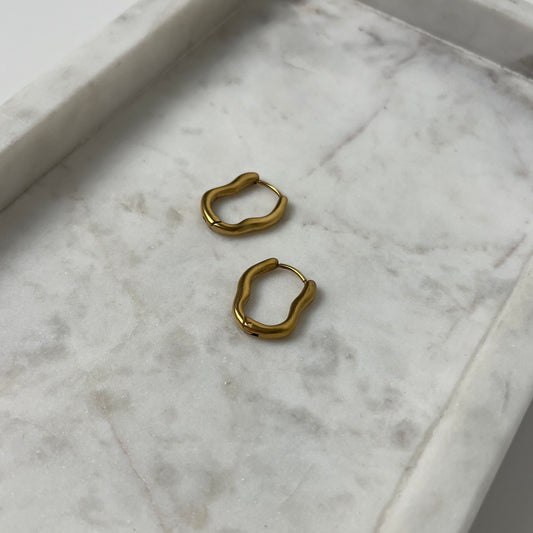 Golden twist Oorbellen O011