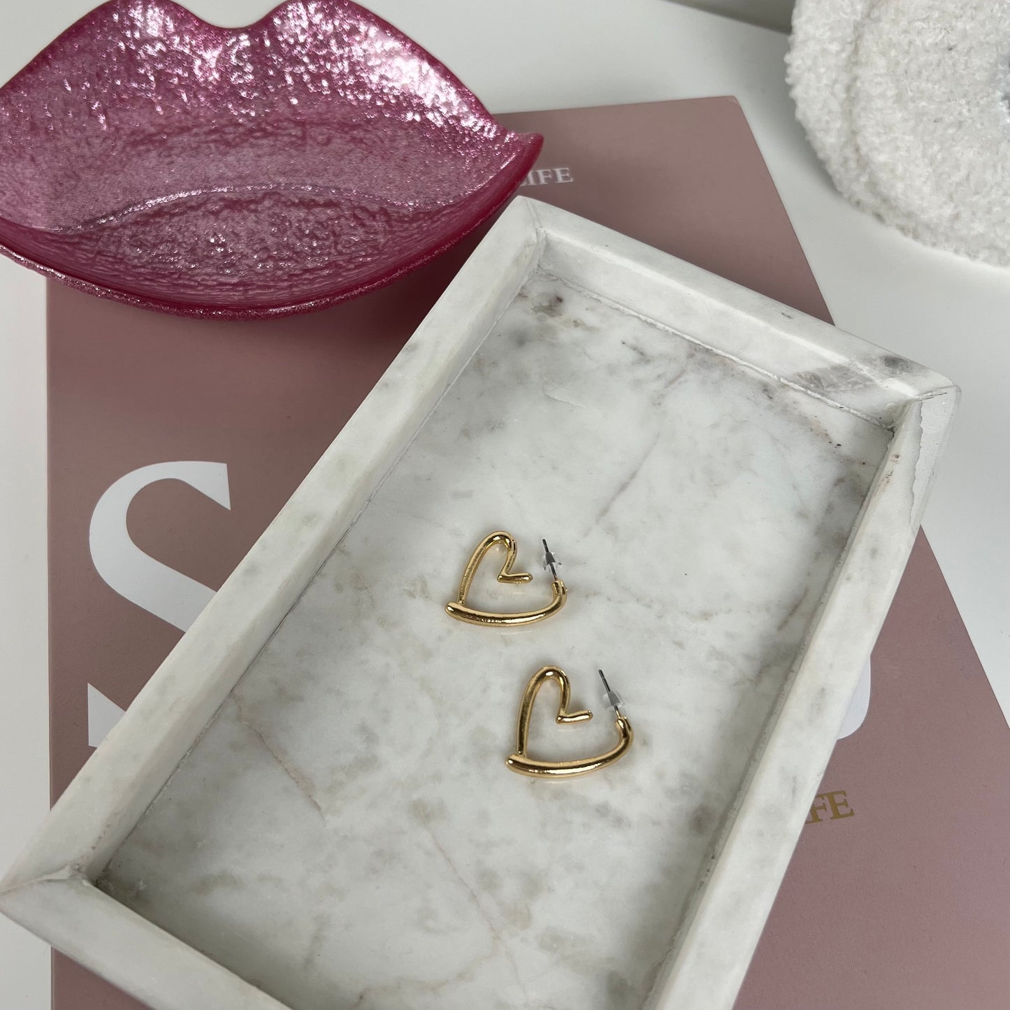 Heart hoop Earrings O028