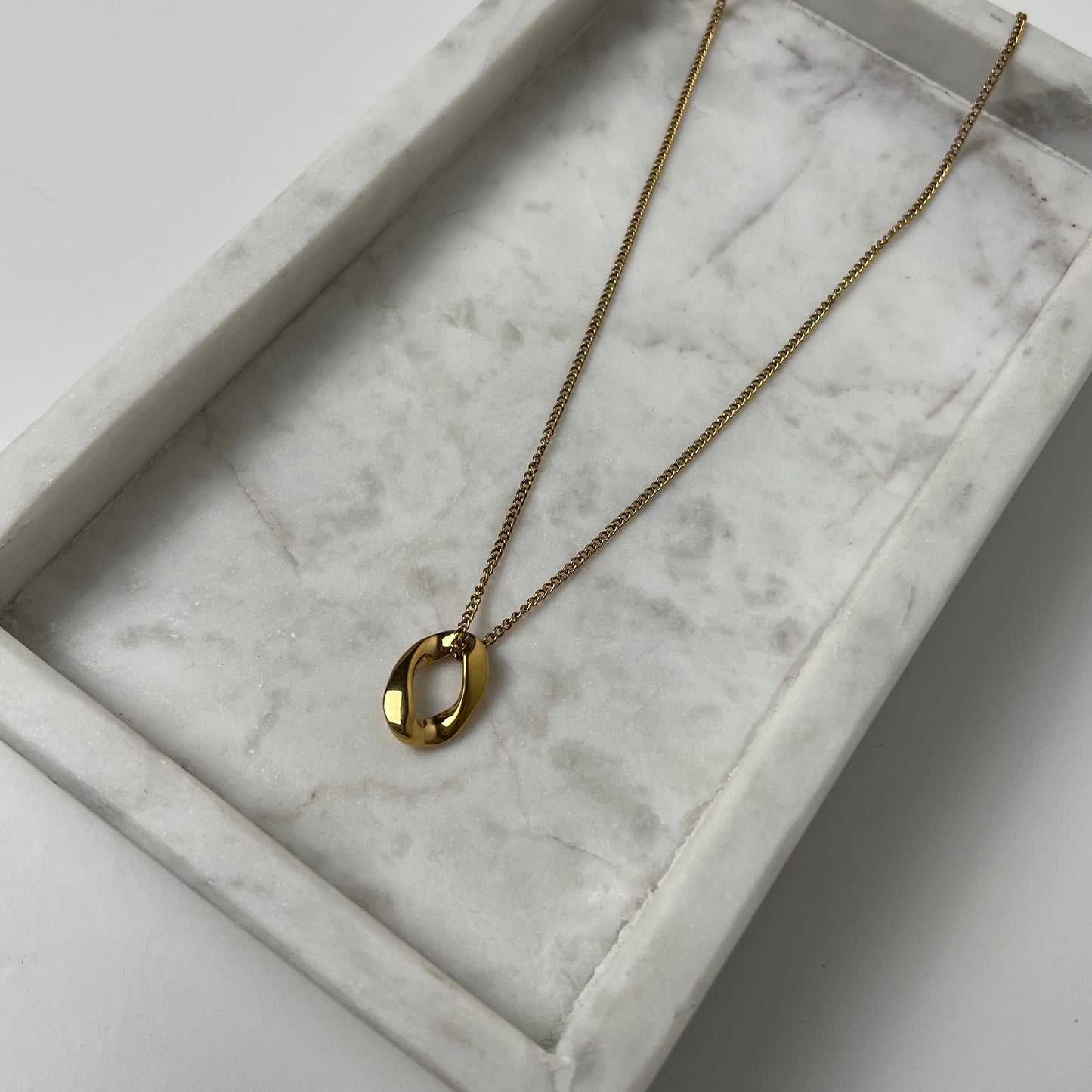 Golden Aura Ketting K016