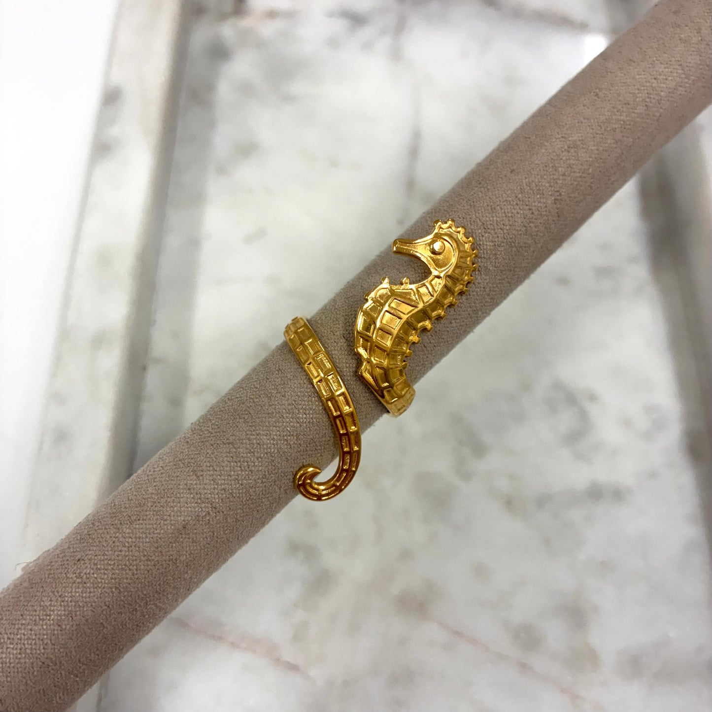 Sea horse Ring s037