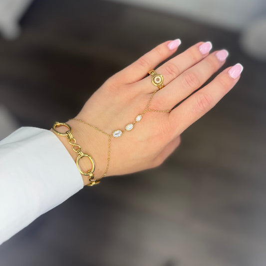 Celeste Handchain S090