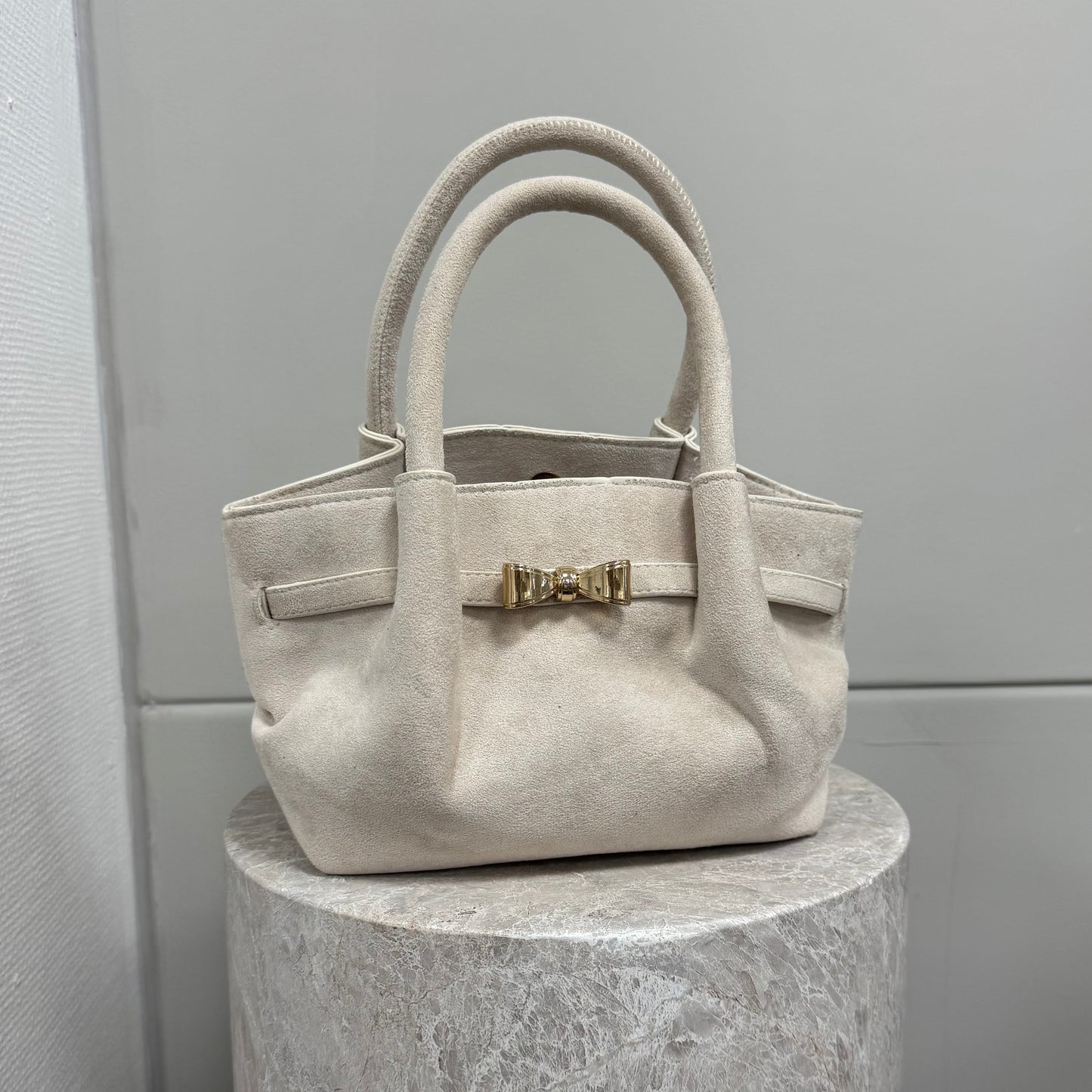 Private label sample beige