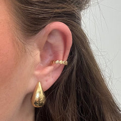 Shell ear cuff A048