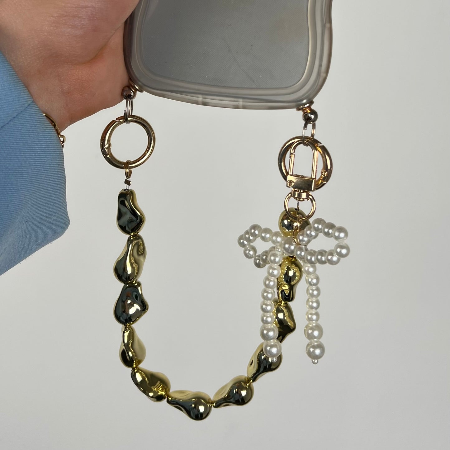 Gold pearl phone charm H021