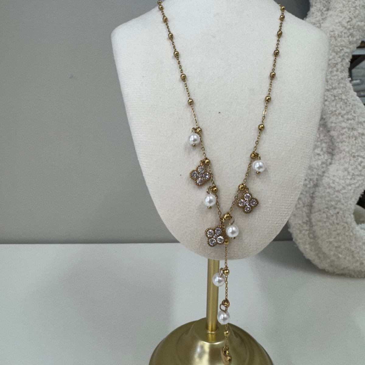 Clover Bloom Ketting S066