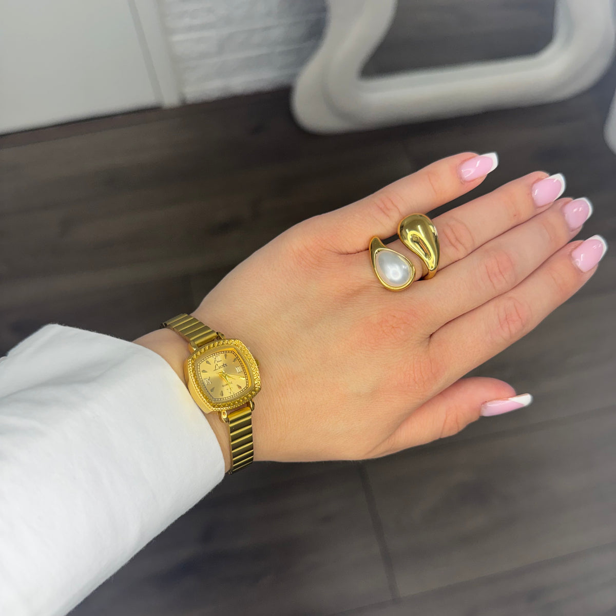 Élise Vintage Watch H009