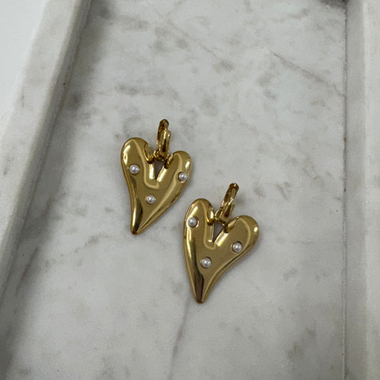 Big pearl heart Oorbellen o031