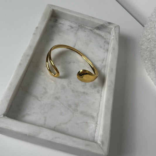 Twist allure Bangle H009