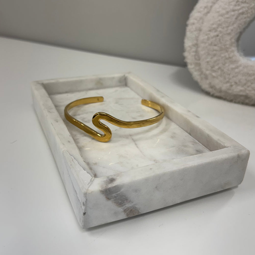 Wavy Armcuff